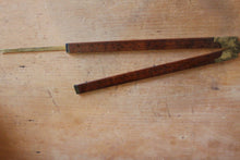 Load image into Gallery viewer, STANLEY No. 12 Boxwood and Brass Carpenter's Sliding Rule