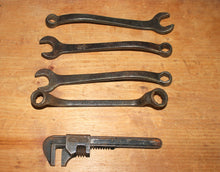 Load image into Gallery viewer, Lot of 10 Vintage/Antique Ford Script Logo Wrenches Tools