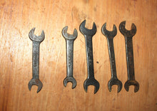 Load image into Gallery viewer, Lot of 10 Vintage/Antique Ford Script Logo Wrenches Tools