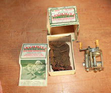 Load image into Gallery viewer, Vtg South Bend No. 1200 Level Winding Anti Backlash Casting Fishing Reel