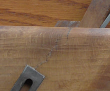 Load image into Gallery viewer, Vintage MANDER & DILLIN Beech Wood Chamfer Plane Antique