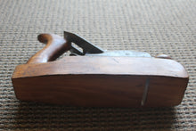 Load image into Gallery viewer, VINTAGE STANLEY PLANE No.135 &quot;LIBERTY BELL&quot; TRANSITIONAL COFFIN PLANE
