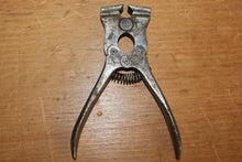 Load image into Gallery viewer, Vintage Starrett No. 1 5-1/2" Adjustable Jaw Cutters Nipper Cutters
