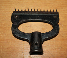 Load image into Gallery viewer, Vintage Carpet Stretcher " head only"
