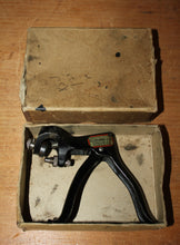 Load image into Gallery viewer, Vintage E.C. Stearns &amp; Co. Saw Set No. 795B with Original Box
