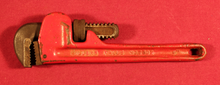 Load image into Gallery viewer, Vintage Miller Falls Pipe Wrench No 7302
