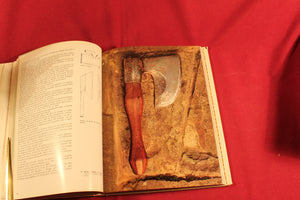 L’outil  The tool man's dialogue with matter and vintage tools