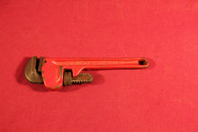 Load image into Gallery viewer, Vintage Miller Falls Pipe Wrench No 7302
