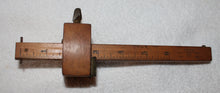 Load image into Gallery viewer, Vintage Stanley Sweetheart No.165 Box Wood &amp; Brass Marking Gauge
