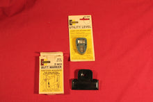 Load image into Gallery viewer, Stanley 14-373 3 &quot; Butt Marke &amp; Stanley Utility Level 42-182 — Both New in Box
