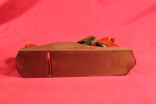 Load image into Gallery viewer, Vintage Stanley No.4 Smooth Bottom Wood Plane
