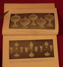 Load image into Gallery viewer, Clean Vintage Ruth Webb Lee&#39;s Handbook Early American Pressed Glass Patterns
